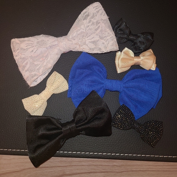 Claire's Hair Bow Assortment - Picture 1 of 1